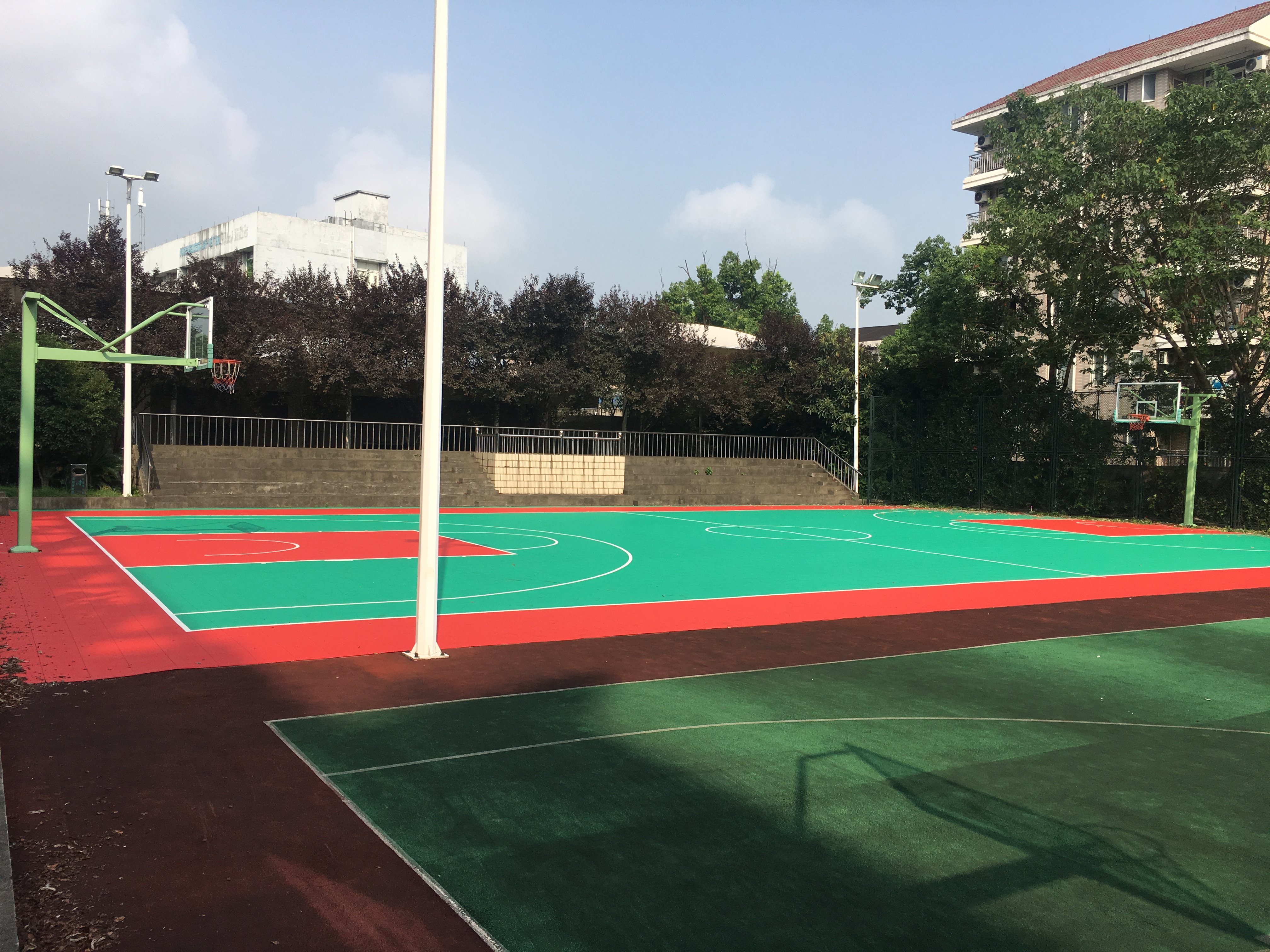 留下部隊(duì)籃球場提升改造項(xiàng)目