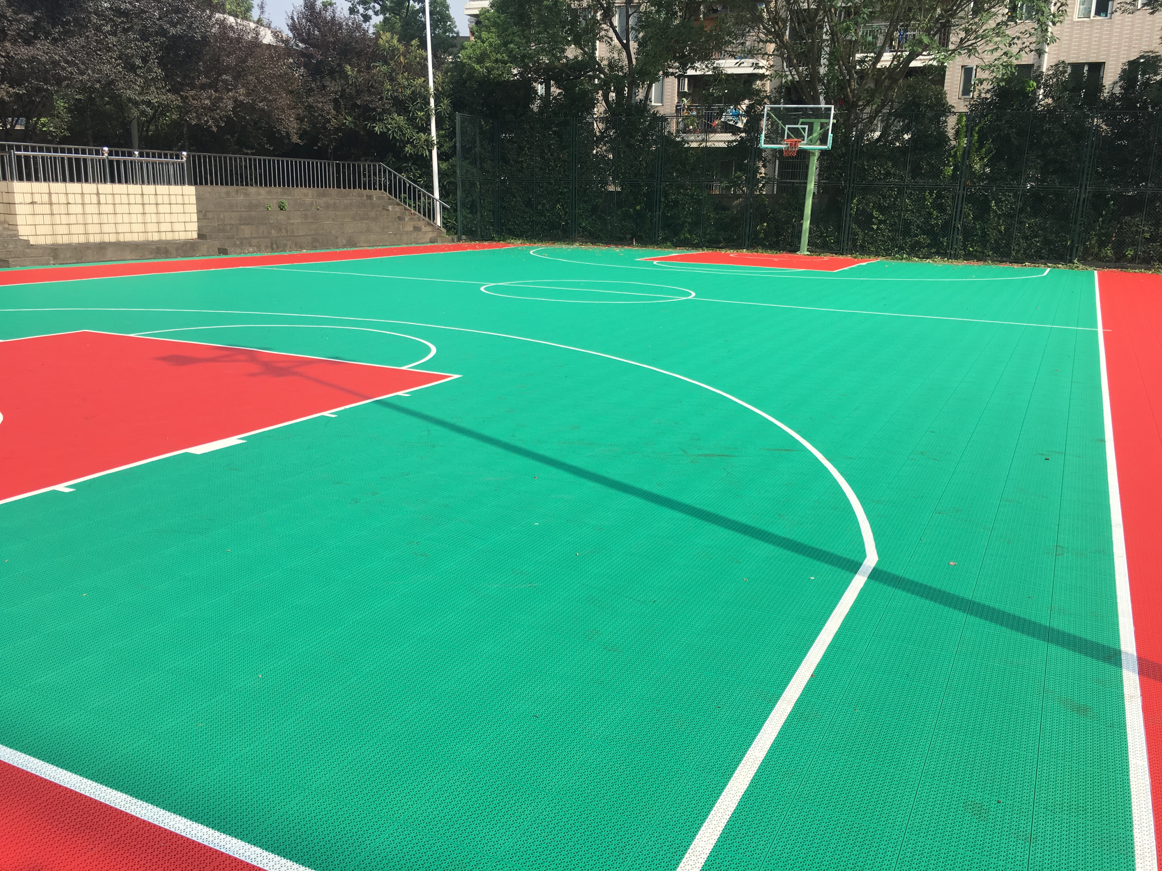 留下部隊(duì)籃球場提升改造項(xiàng)目